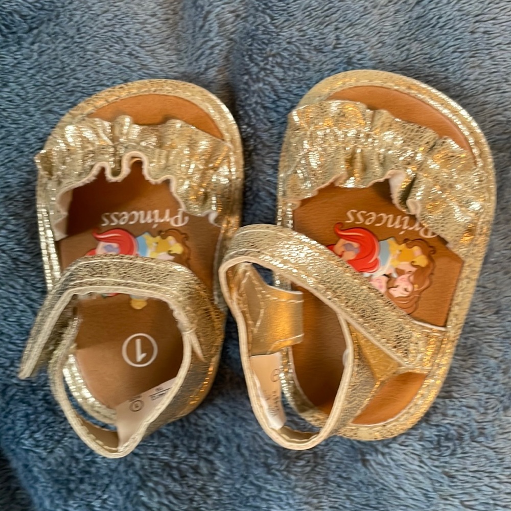 Tiny feet princess sandal